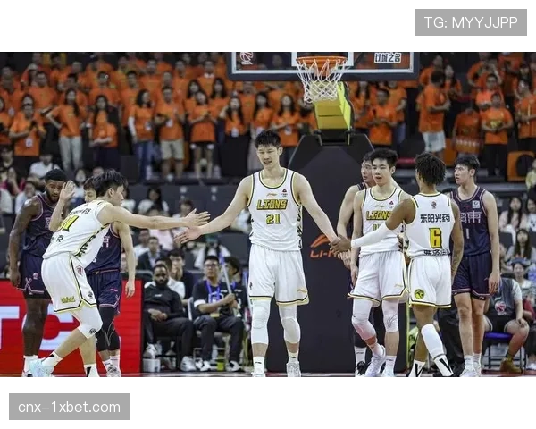 胡金秋左肩拉伤预计休战半月 广厦卫冕路遭遇核心减员危机